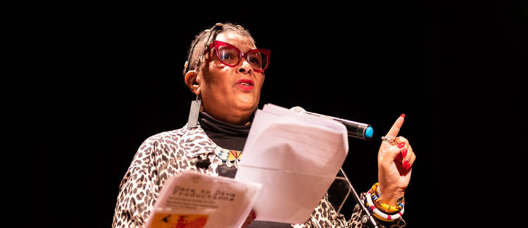 Poetry Off the Page: Intersecting Practices and Traditions in British Poetry Performance hero image.
